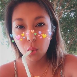 Meet your Posher, Beatrice